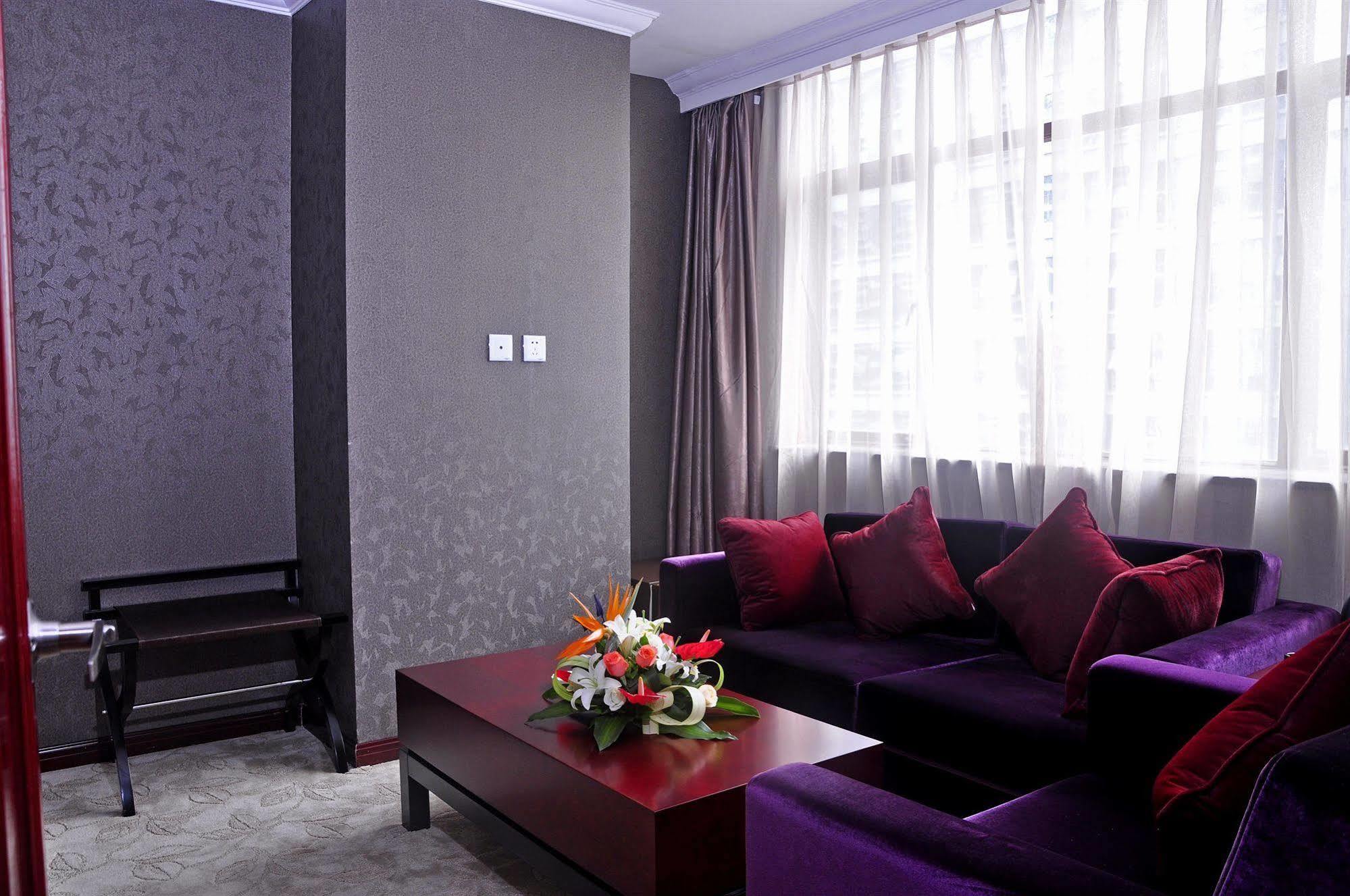 Garden City Hotel Chengdu Eksteriør billede